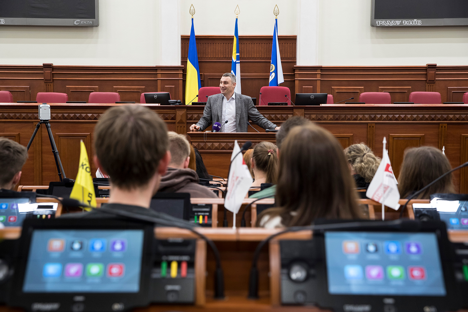 Geodäsie-Studierende treffen Vitali Klitschko in Kiew
