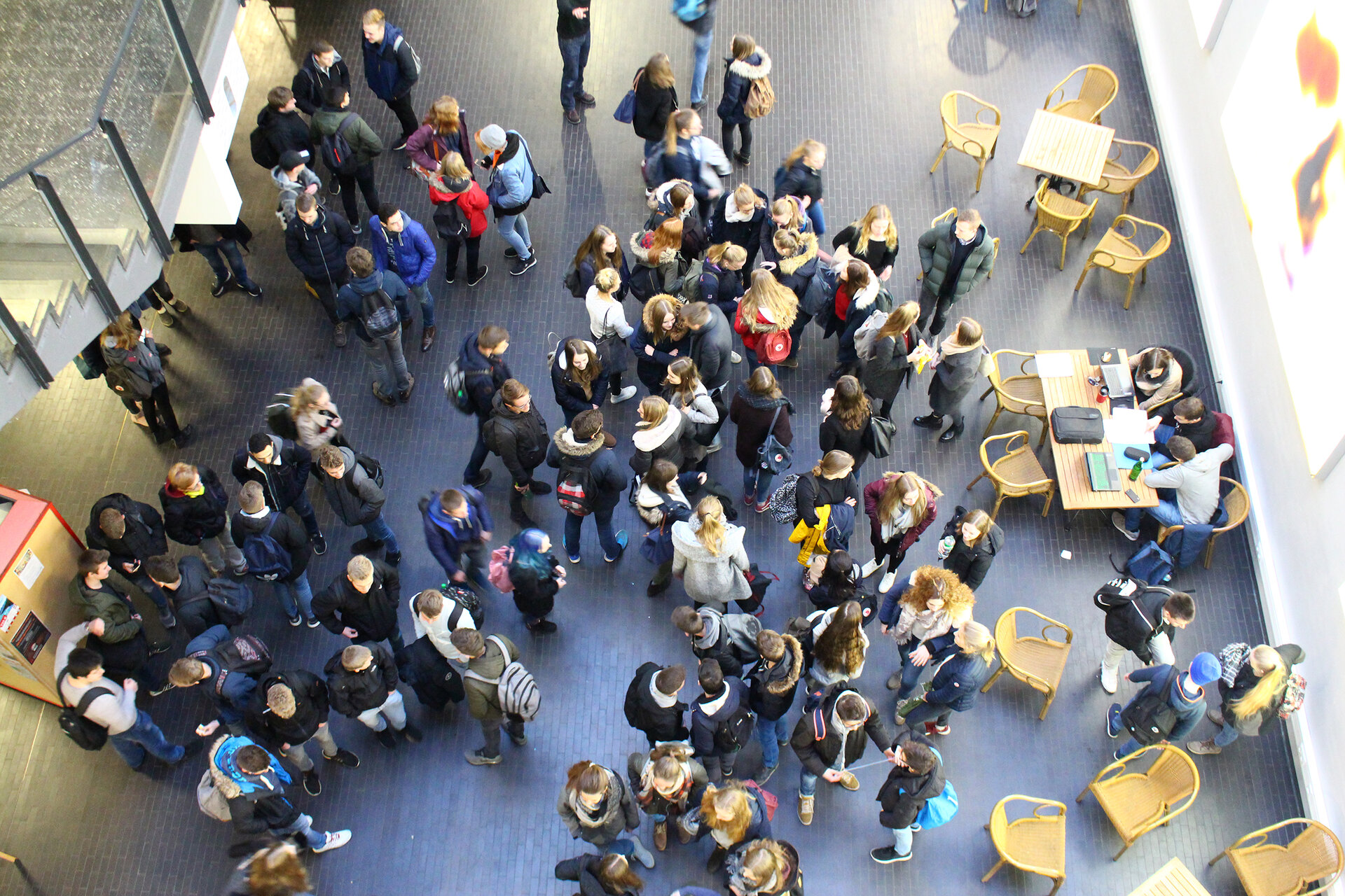 Schüler_innen erkunden die Studienmöglichkeiten an der Jade Hochschule. Foto: Gaby Pfeiffer/Jade HS