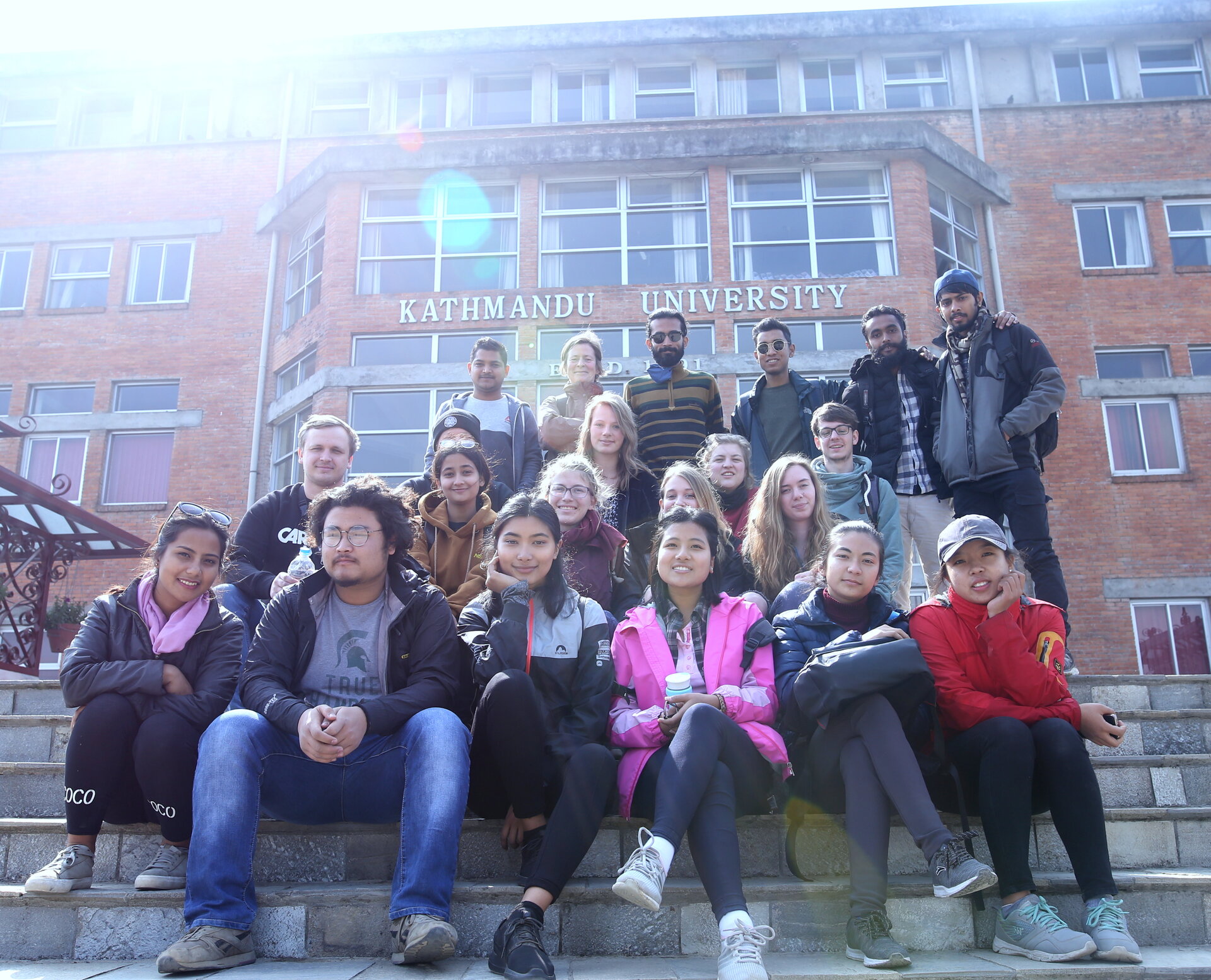 Deutsch-nepalesische Freundschaft: Im Februar diesen Jahres besuchten Studierende der Jade Hochschule die Partnerhochschule in Kathmandu. Foto: Kathmandu University